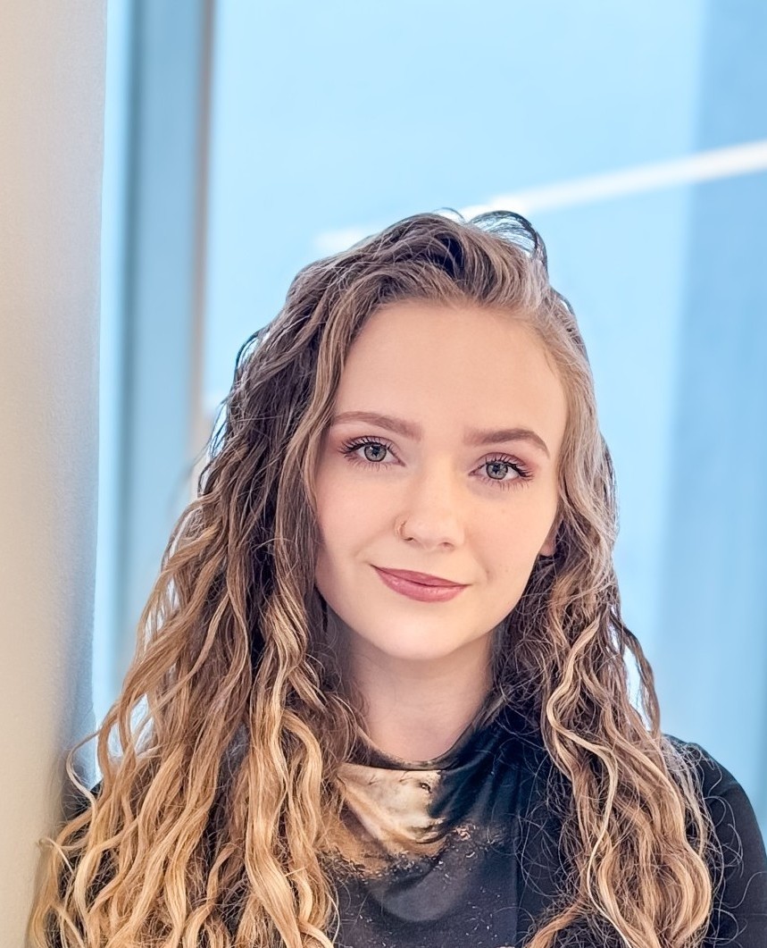 Sonja Headshot